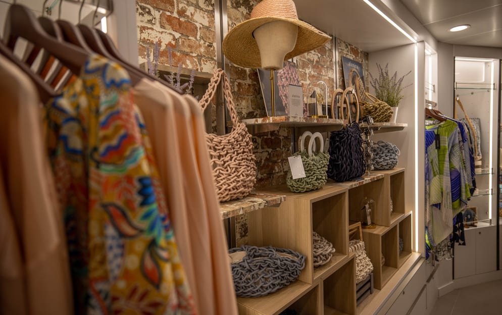 Azamara - The Journey Shop, Credit. Tim Faircloth.jpg